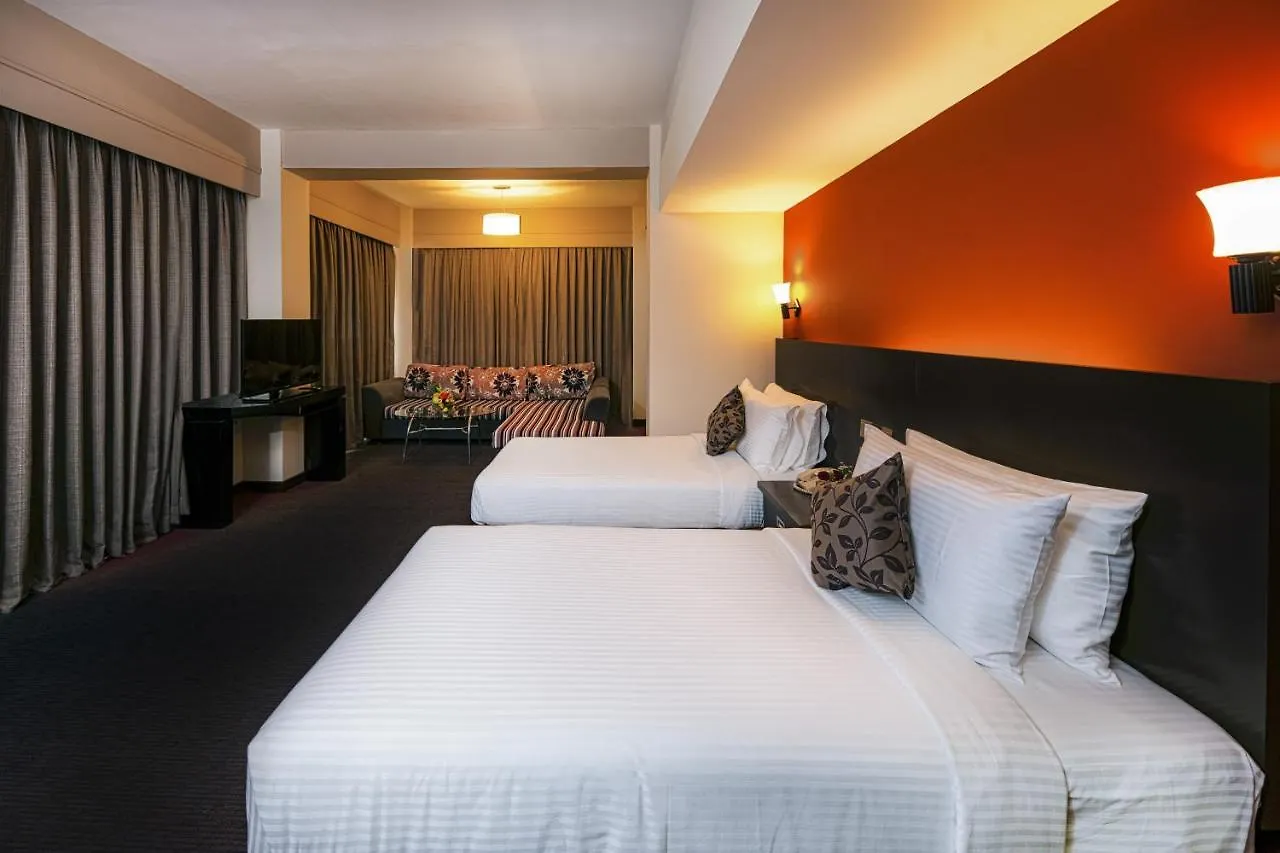 Hotel Pearl Grand By Rathna Colombo 4*,