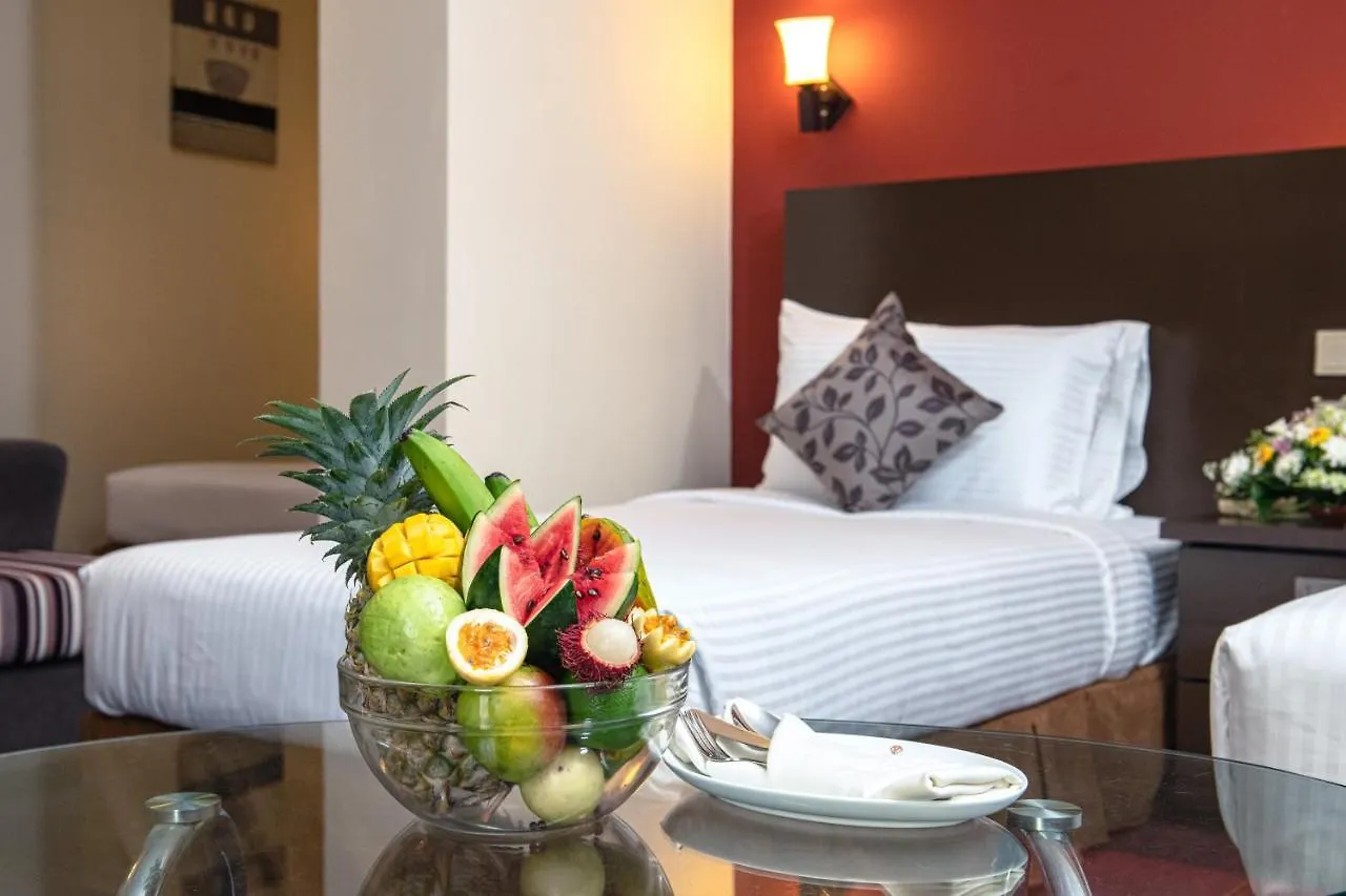 Hotel Pearl Grand By Rathna Colombo
