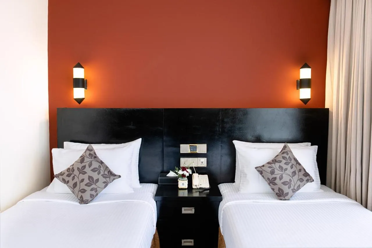 Hotel Pearl Grand By Rathna Colombo
