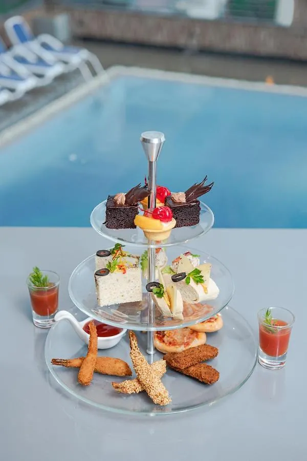 Hotel Pearl Grand By Rathna Colombo